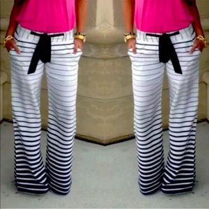 Palazzo Pants. Boho/Indie. Size Med (these run small) NWT